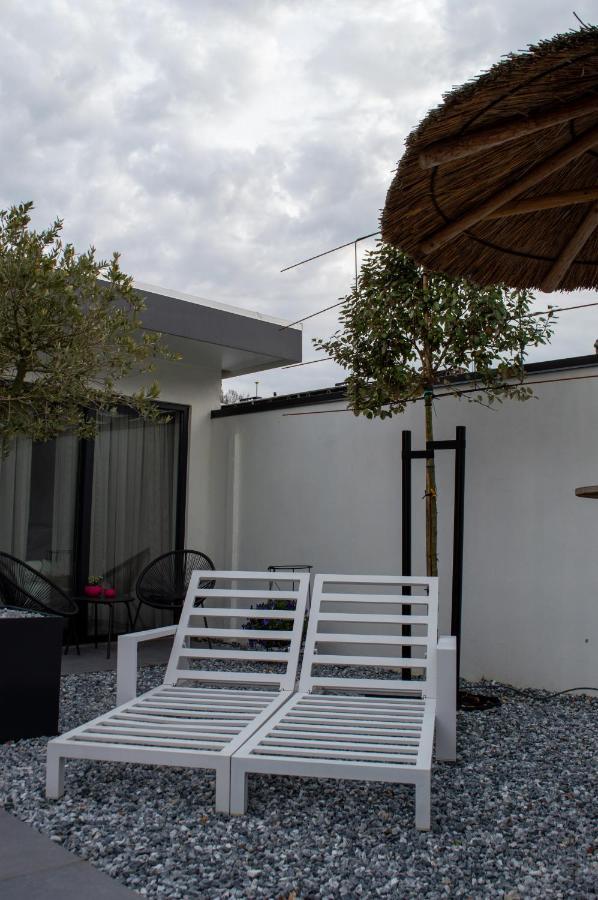B&B Bubbles&Bites Остворне Экстерьер фото
